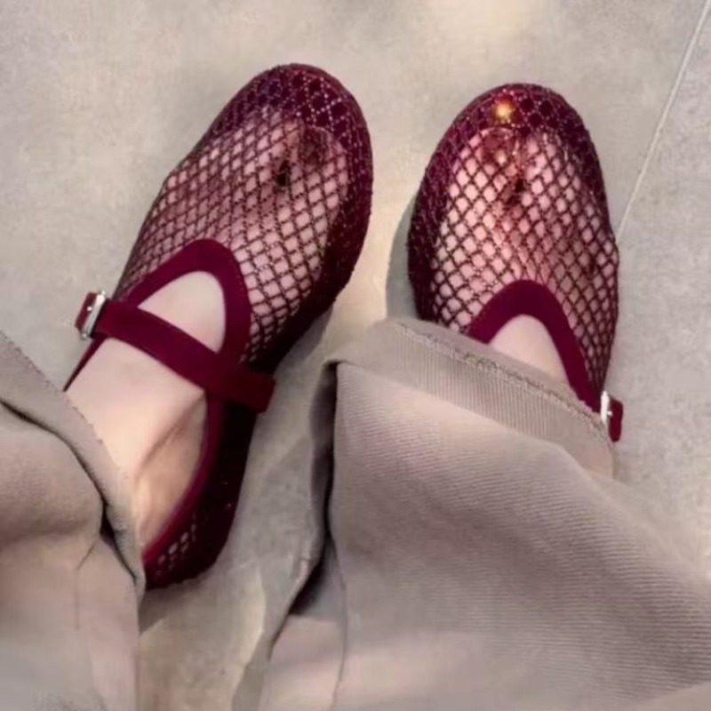Hollow Rhinestone Baotou Sanda - Women Fashion Heels 评论和价格